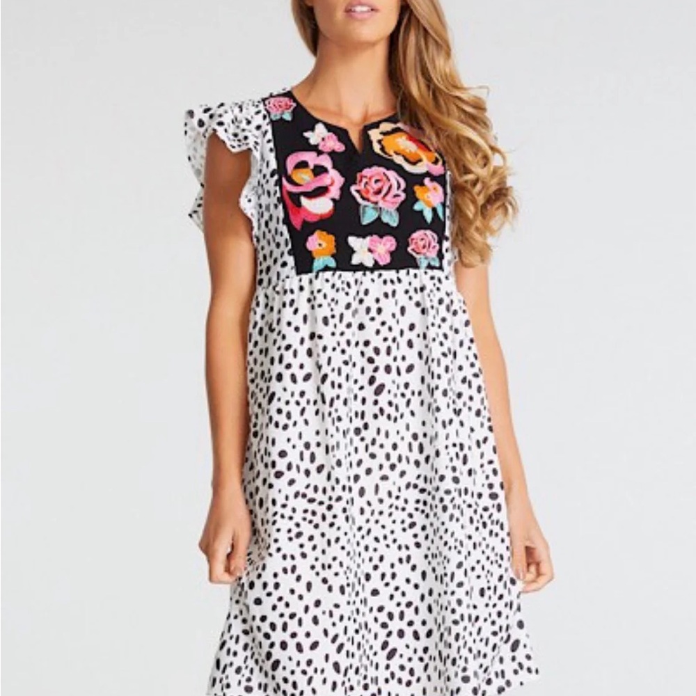 Kirundo Women’s Medium Floral Embroidered Cheetah Print Black White Dress